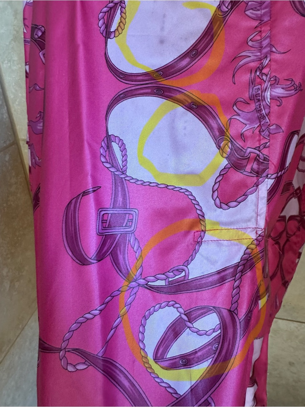 🎉HP🎉Limited Ed. Burberry Hot Pink Raincoat!😱 - Picture 4 of 16